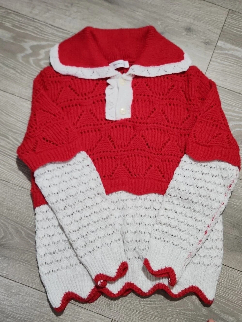 Vintage Retro Jianxima 1981 Red White Scalloped Layered Knit Sweater S/M